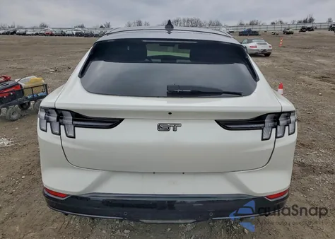 2023 Ford Mustang Mach-E Gt z USA, uszkodzony, nr VIN 3FMTK4SXXPMA12622